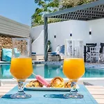 Ξενοδοχείο Lithos Luxury
