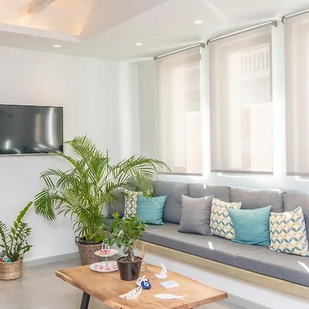 Lithos Luxury