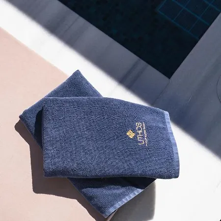 Lithos Luxury 4* Tínos