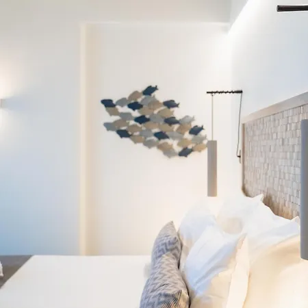 Lithos Luxury Tínos