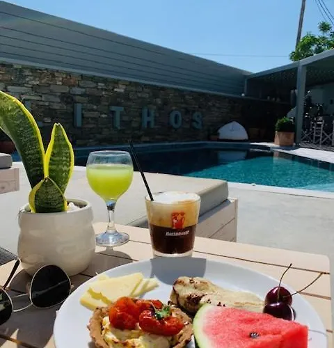 Lithos Luxury Hotel 4*