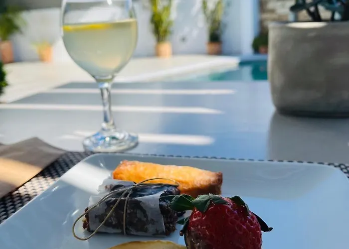 Hotel Lithos Luxury Tinos