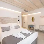 Lithos Luxury