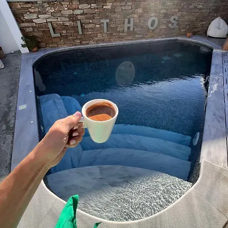 Szálloda Lithos Luxury