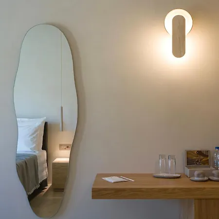 Lithos Luxury 4* Tínos