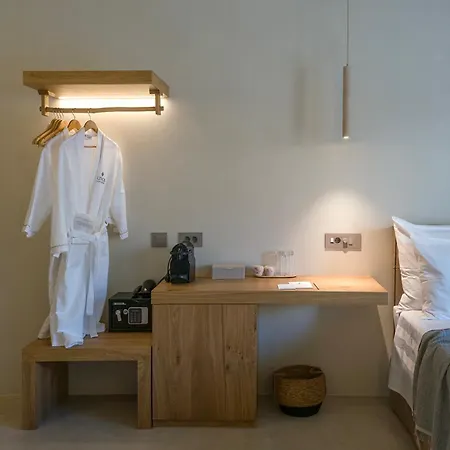 Lithos Luxury 4* Tínos