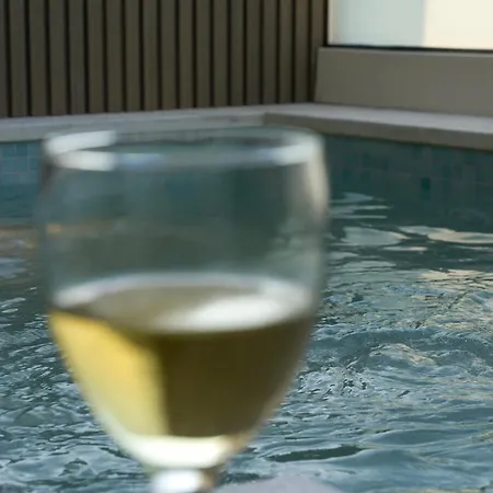 Lithos Luxury Hotel 4*
