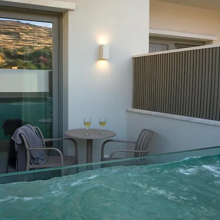 Lithos Luxury