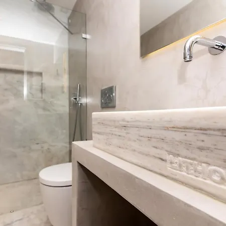 Lithos Luxury Szálloda