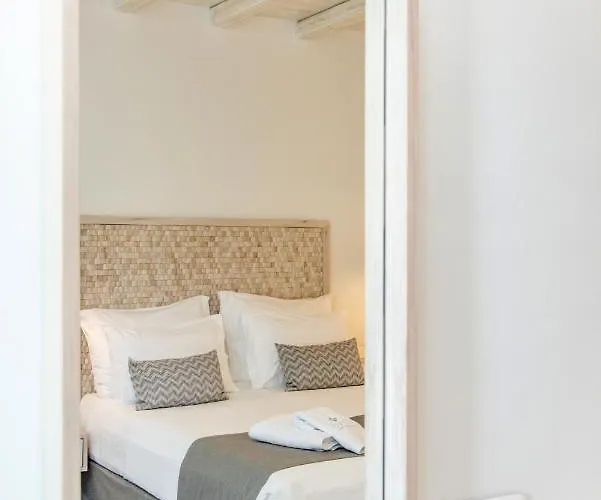 Lithos Luxury 4* Tínos