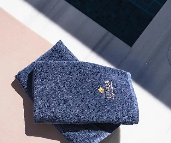 Lithos Luxury 4* Tínos